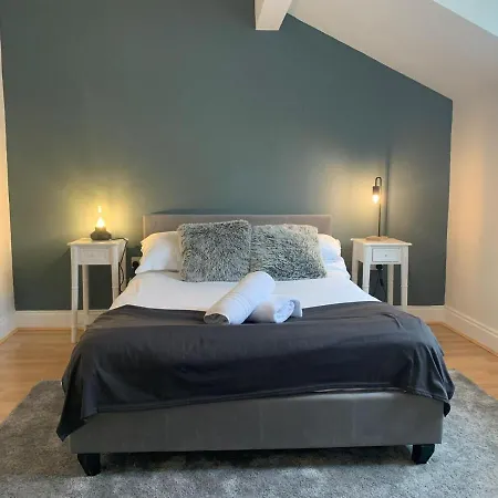 Biskey Howe - Free Off-site Health Club Access With Pool, Sauna, Steam & Gym Apartment